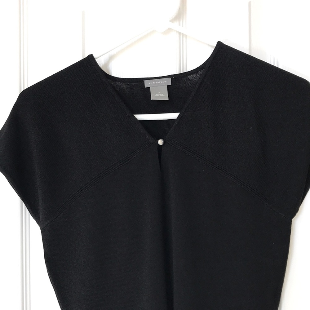 Ann Taylor black knit blouse